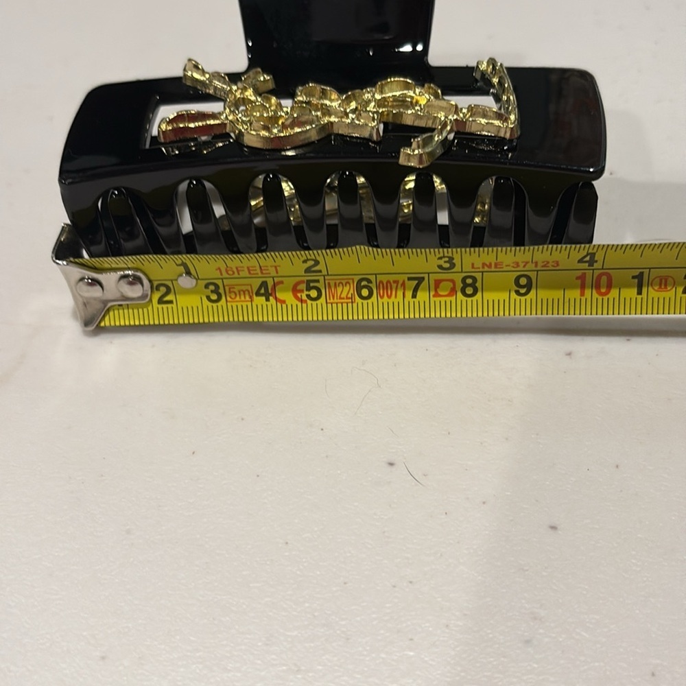 Luxury Designer Inspired Hair Claw Clip. Black with Gold letters. NEW! - Picture 5 of 10